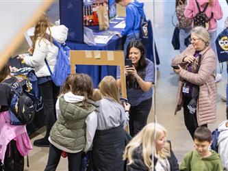 vendor booth presentation