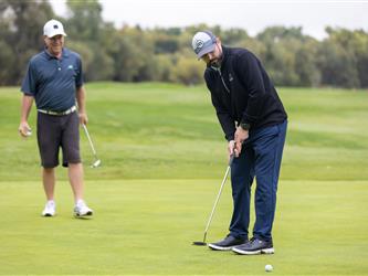 golf player preparing to swing