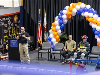 vendor booth presentation