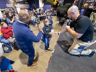 vendor booth presentation