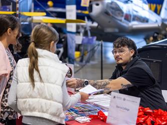 vendor booth presentation