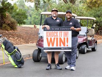 golf attendees group picture