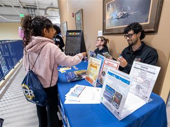 vendor booth presentation