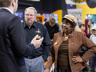 sprinkles speaking in mic