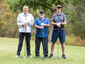 golf attendees group picture